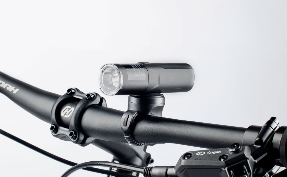 Фара передняя STS W&M M02-800 Black